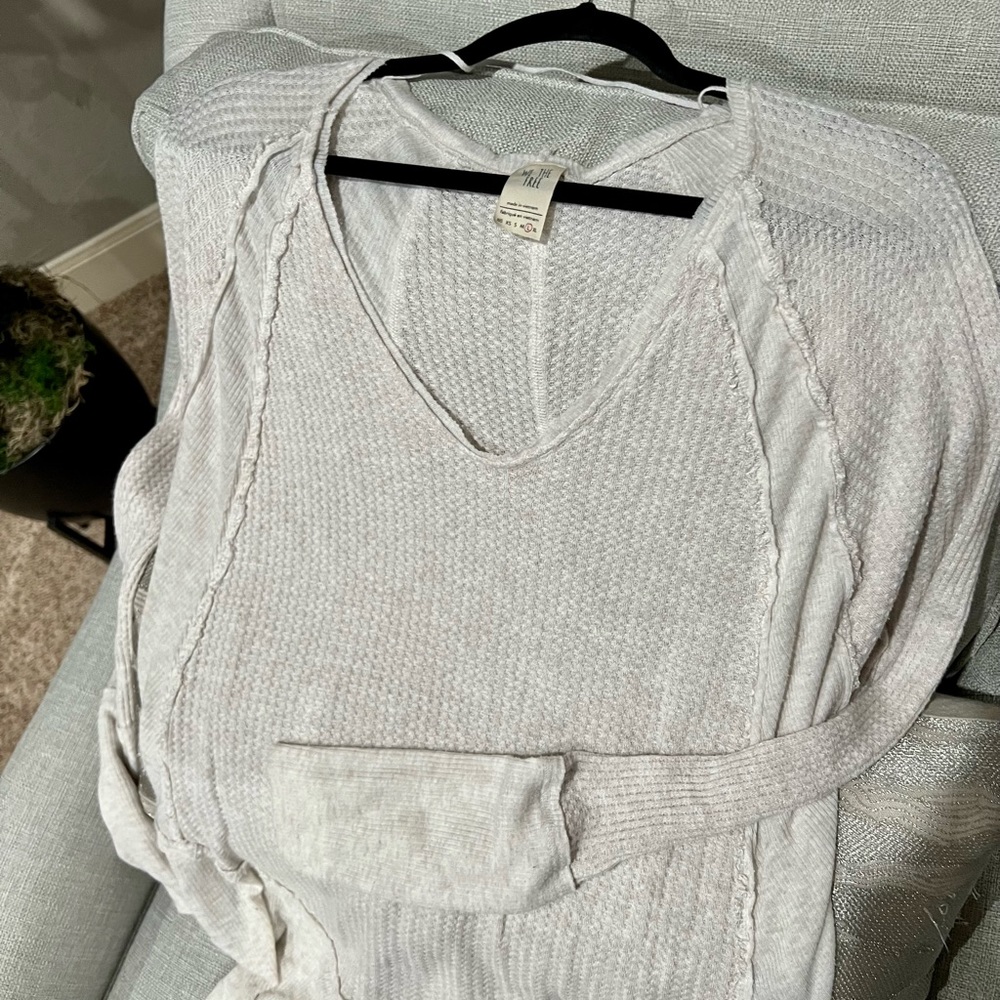 We the free, free people tunic